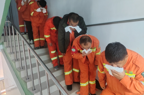 撫安林場舉辦在崗職工安全知識學習教育培訓班.jpg